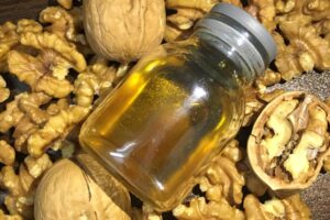 Walnut oil